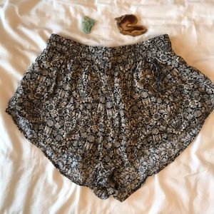 comfy floral shorts